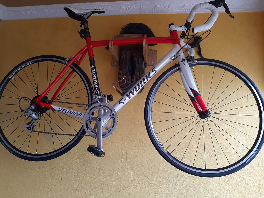 Catekaris2's tweet photo. Bike holder installation 😍
Store your bikes in style
One step at a time.
@spinkingske 
@Gakumo_Migwi 
@Ma3Route 
@bike https://t.co/o98tyvhM9w