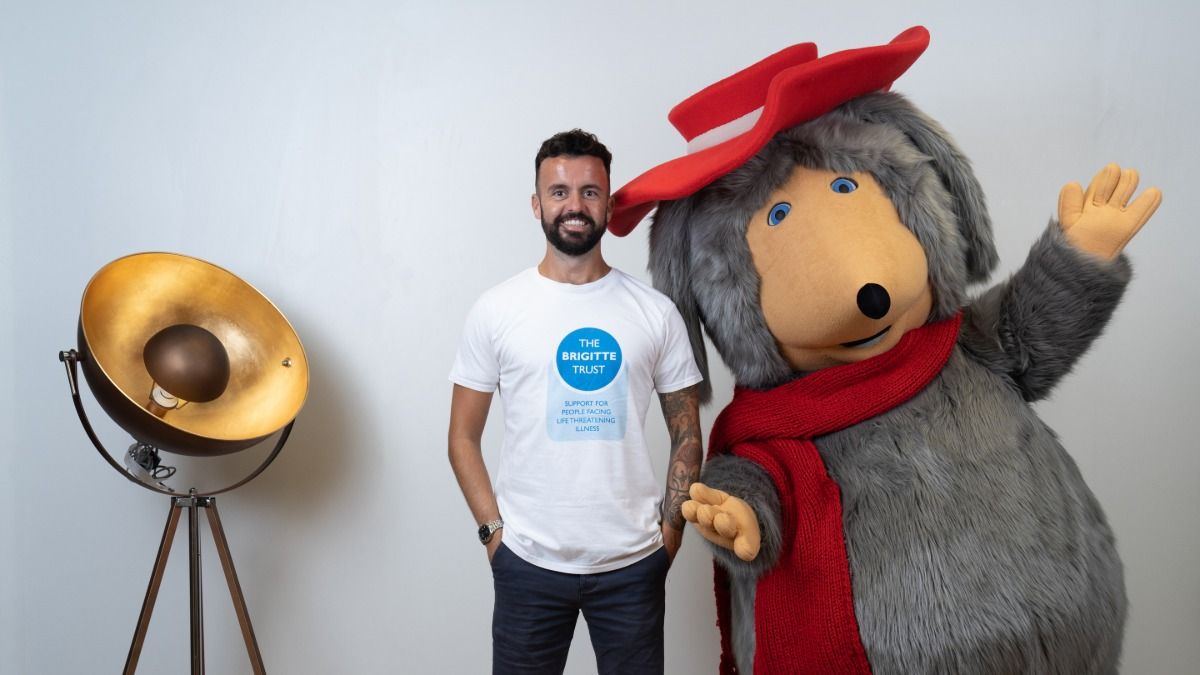 It's #RememberACharityWeek highlighting the importance of gifts in wills for charities. After taking care of family &amp; friends, even a small amount helps us to continue delivering our much-needed service of emotional support &amp; practical help across #Surrey. buff.ly/3hb4dfQ