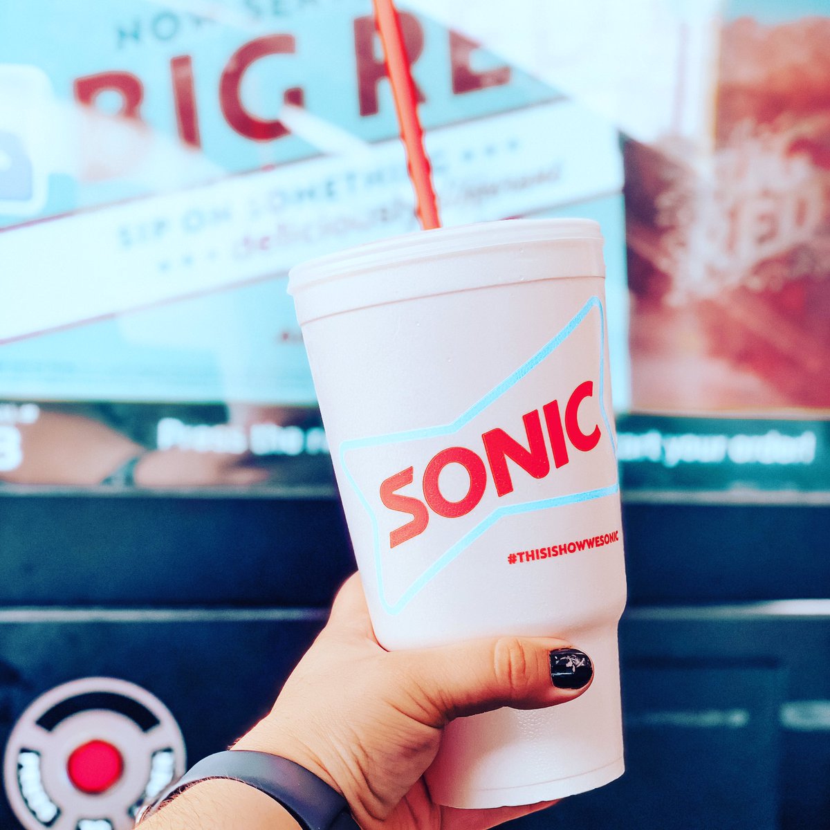 CollegeEdgeBCS's tweet photo. It’s Thirsty Thursday!! Head over to our IG! The first 10 people to comment their Sonic drink order will receive a FREE drink in the office at 3pm🤩🙌🏻
.
.
.
#livecollegeedge #liveclosesleeplate #rellis #blinncollege #thirstythursday https://t.co/eLaLegS0Se