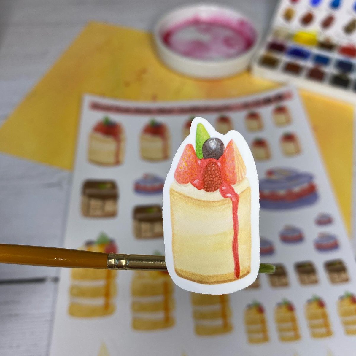 BarbaraClarke77's tweet image. Street Treat cake stickers!!  Inspired by the cake shops in London Soho and Convent Garden. Avail in my CoolBlueDesignCo Etsy shop etsy.me/2GK3upv. #cakestickers #puddingstickers #london🇬🇧 #etsy #shopsmall #patisserie #macarons #cheesecake #meringue
