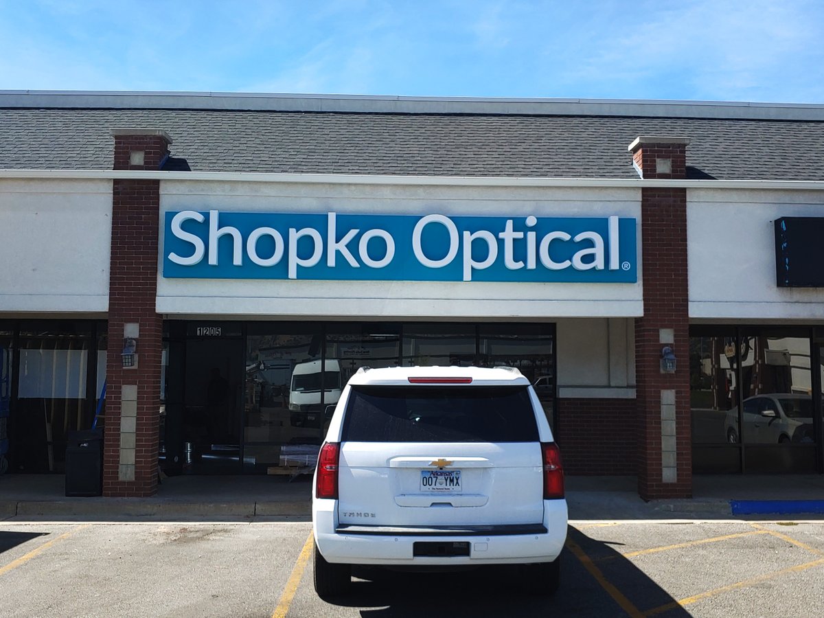 Identiti_Signs's tweet photo. We're proud to showcase a new eye-opening location for @Shopko. This site in Logan, UT really stands out by featuring a bold backer panel with crisp white channel letters!
 
#Signage #Shopko #Branding #ChannelLetters https://t.co/WQNWChvf0V