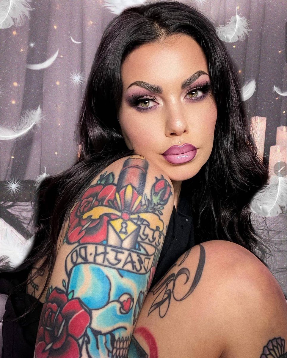 TheOtherFifi's tweet photo. Decided to draw @BaileySarian Reference for comparison. She's one of my fav true crime youtubers! Her tattoos took me 3 days! #baileysarian #YouTuber #truecrime #FANART #digitalart https://t.co/1cq7zVBjYZ