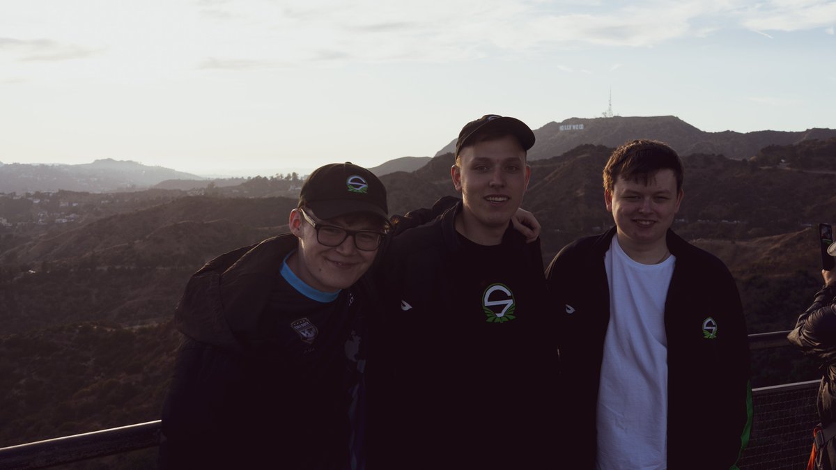 SNG_Esports's tweet photo. Hollywood throwback with lovely @TCleanX 🥺 https://t.co/nGHcO78HOD