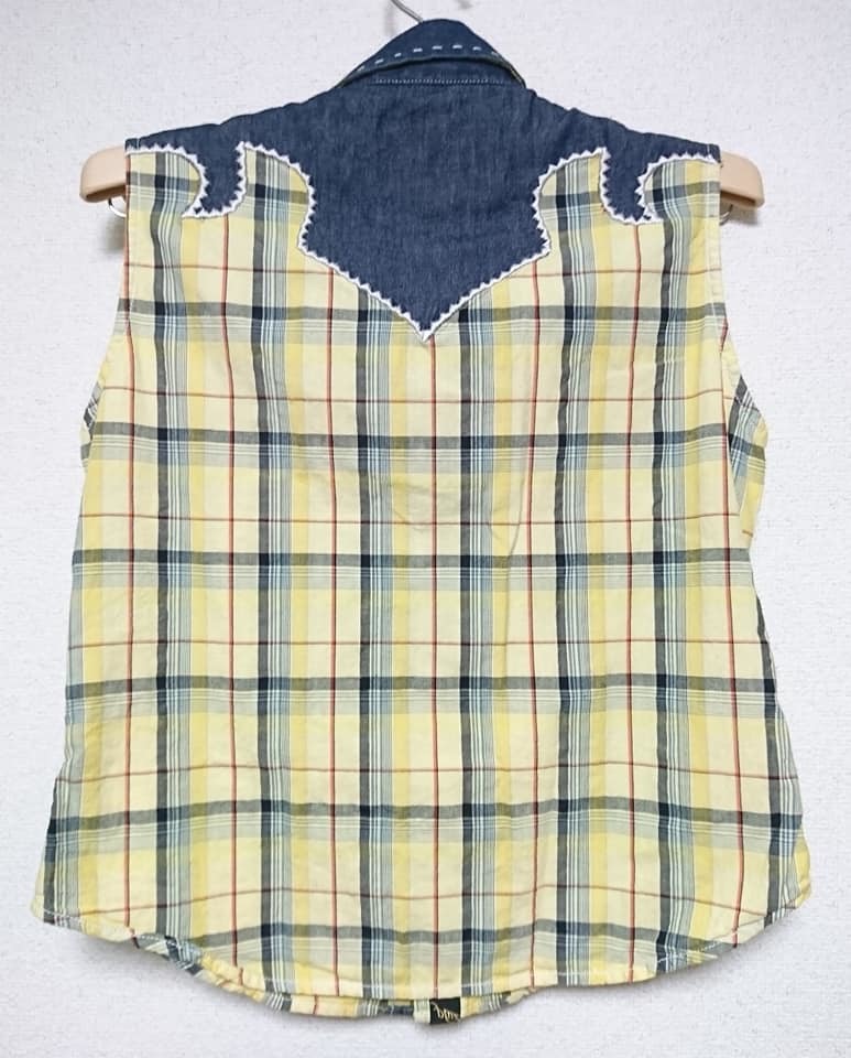 create_gv's tweet photo. ブランド名:#PLUZ #プラウズ
品名:#デニム生地 × #チェック柄 #ウエスタンシャツ #ノースリーブ #ベスト
カラー:#インディゴ × #イエロー
サイズ:S/M/L
価格:¥8295(税込)
在庫処分セール開催中!
⇩ ⇩ ⇩
https://t.co/i74xsb2Nnb
#CreateGoodVision
#クリエイトグッドビジョン https://t.co/54V5xpRhq0