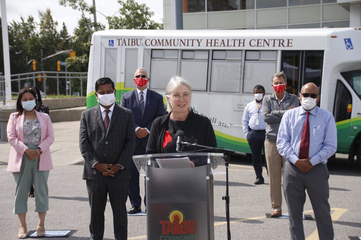 PattyHajdu's tweet photo. Plus de Canadiens que jamais recherchent du soutien en santé mentale, surtout ceux qui sont touchés de façon disproportionnée, tels les Canadiens de race noire.  Ce financement va aider à aborder les défis et les obstacles systémiques rencontrés par ces communautés. @TAIBU_CHC https://t.co/73twRa2t5X