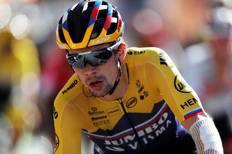 Le match entre Roglic et Pogacar va donc bien au-delà du vélo et pourrait avoir son importance dans la vie du pays. Réponse le 20 septembre pour voir si la Slovénie sera en jaune sur les Champs-Elysées de ce  #TDF2020    #VéloPoliticsFIN 