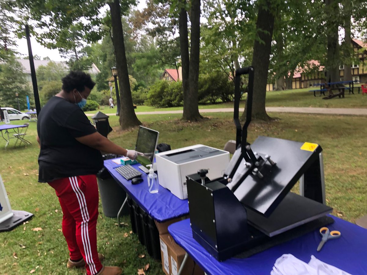 LegacyUnitedEnt's tweet photo. Keeping the students of @cabriniuniv safe and stylish with our Mask U event yesterday! 

Great event hosted by @CabriniSEaL https://t.co/xHr0yI8hQY