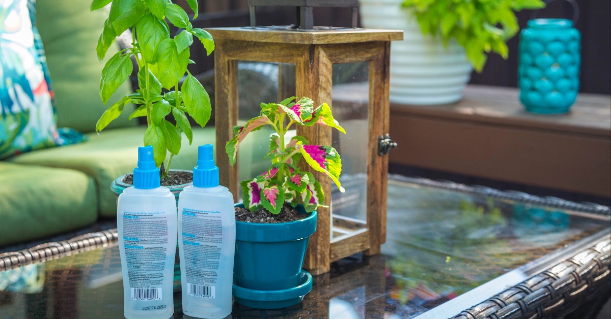 Add EPA-approved bug repellent &amp; tick checks to your outdoor adventure checklist. Join #TheGreatOutdoorsChallenge &amp; enjoy the last weeks of summer bug-bite-free: bit.ly/3gEWeYw