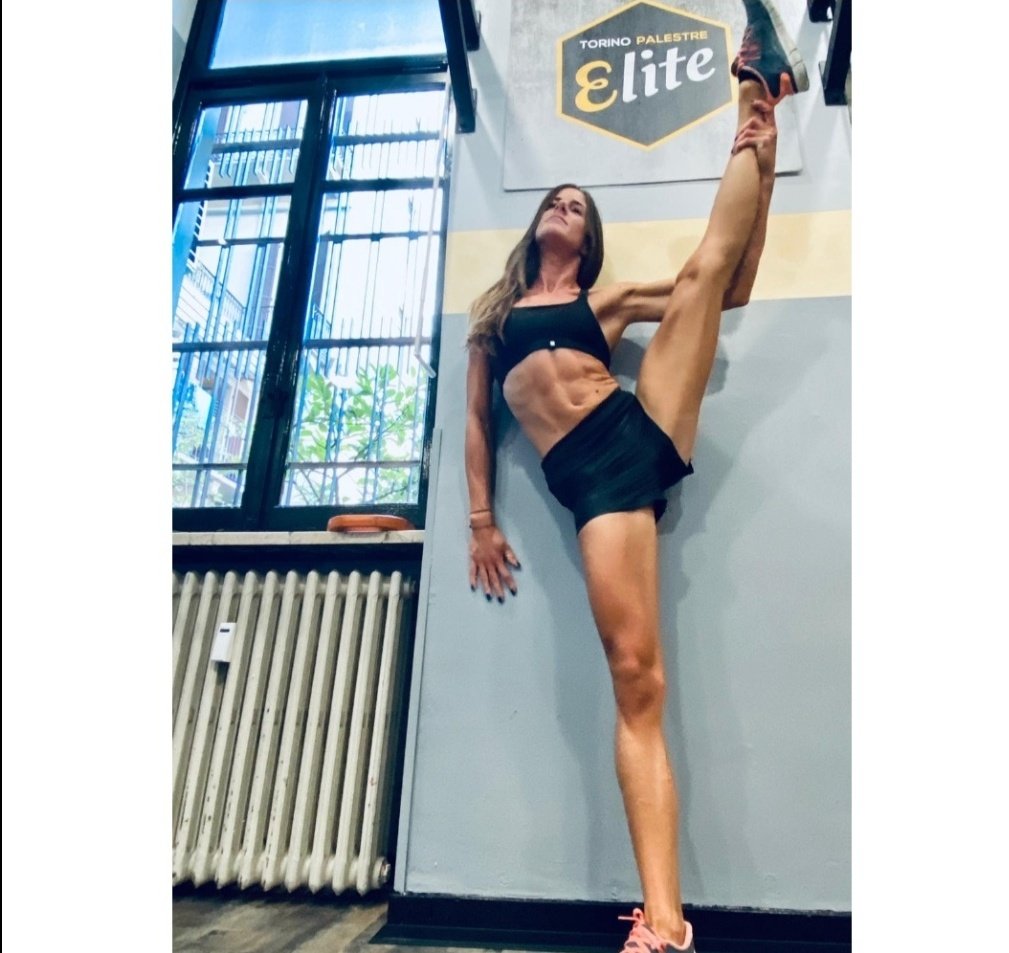 torinopalestre's tweet photo. Muoviti. Respira. Supera i tuoi limiti : nulla è impossibile con Elite.
Vieni a scoprirci, ti aspettiamo!
#torinopalestreELITE
#nolimits
#tpelite
#fitness https://t.co/IHHczuavTd
