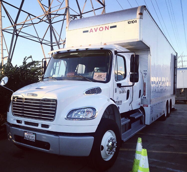 AvonRents's tweet photo. VIP parking for this Avon. 🚚✨ #ThrowbackThursday #AvonRents
・
・
・
・
・
#filmcrewfave #onsetlocation #filmmaking #filmcrewlife #setlifela #filmset #setlighting #filmcalifornia #itsawrap #bts #onset #filmready #losangeles #production #locationshoot #filmla #setlife https://t.co/MFlwTdjSMW