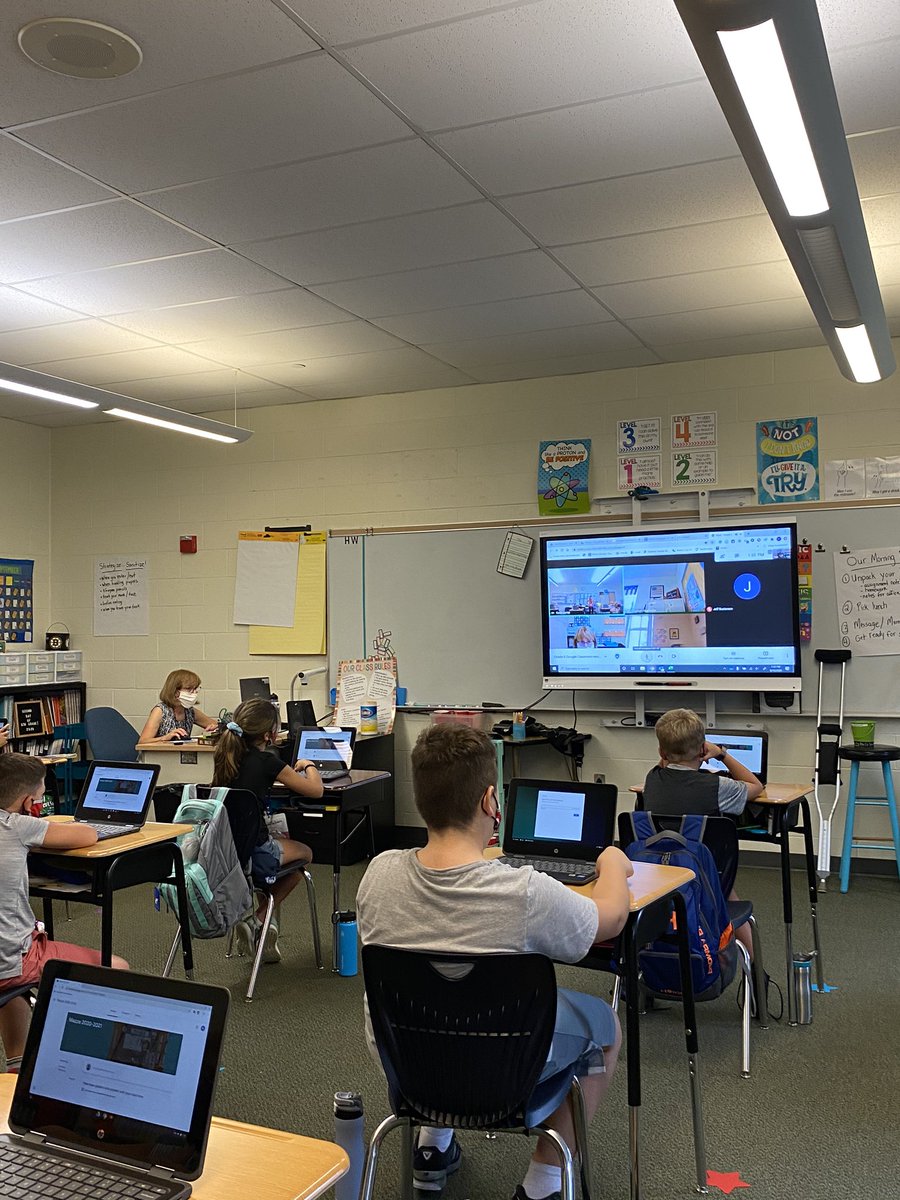 NS_Grade5's tweet photo. Google Classroom training with the whole grade using Google Meet with @NES_Library https://t.co/I5p5Gsu7rX