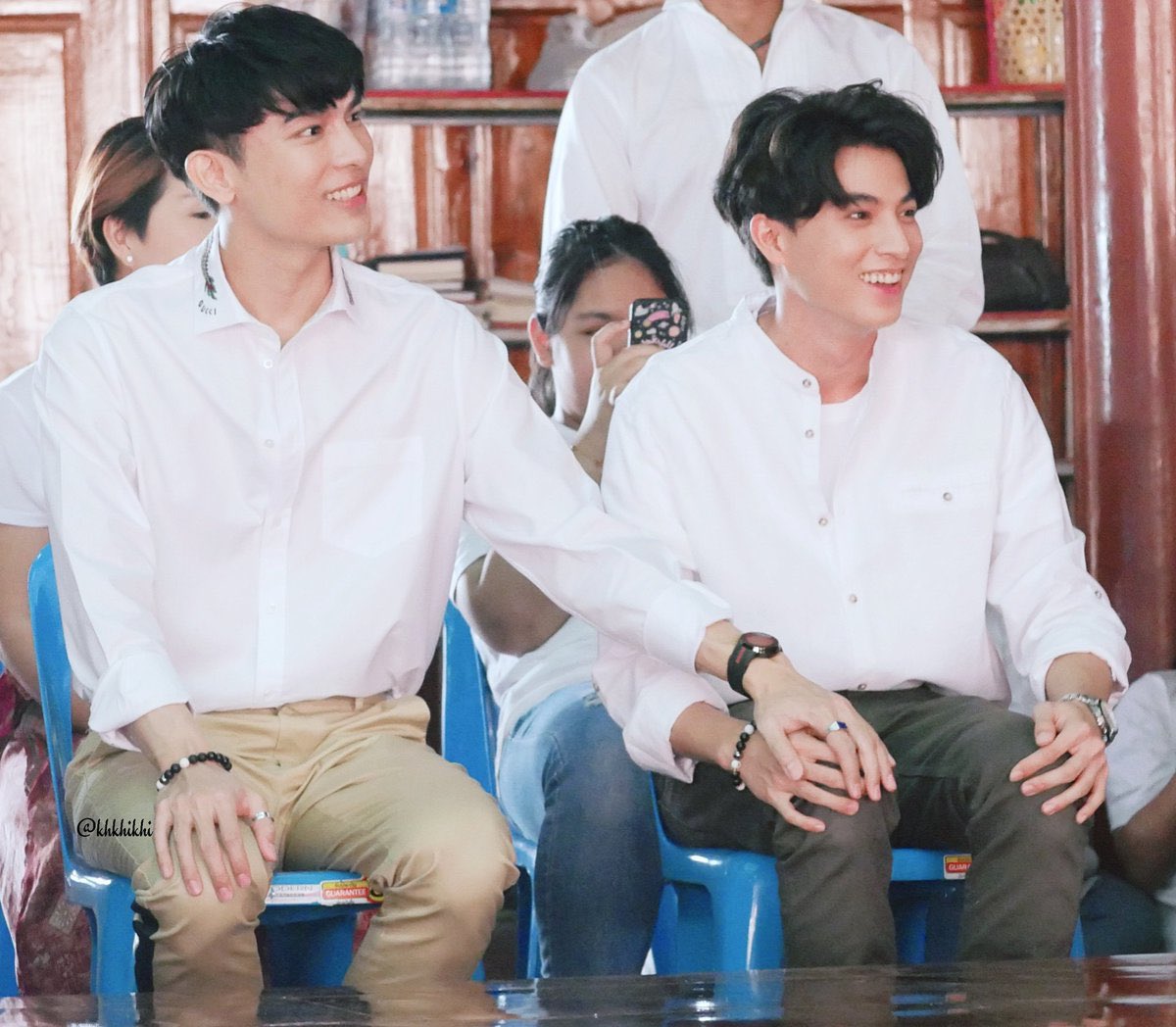 A thread of  #MewGulf holding hands Please feel free to add you favorite pictures as well   #MewGulf