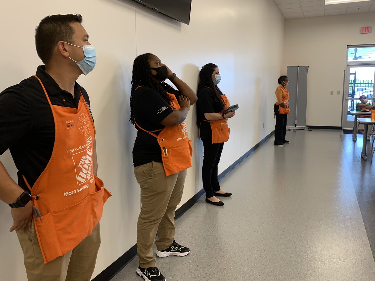 THDJodiColeman's tweet photo. History in the making, MDC 5831 first MIB ever! #orangeloudandproud https://t.co/ITwRzs2mtj