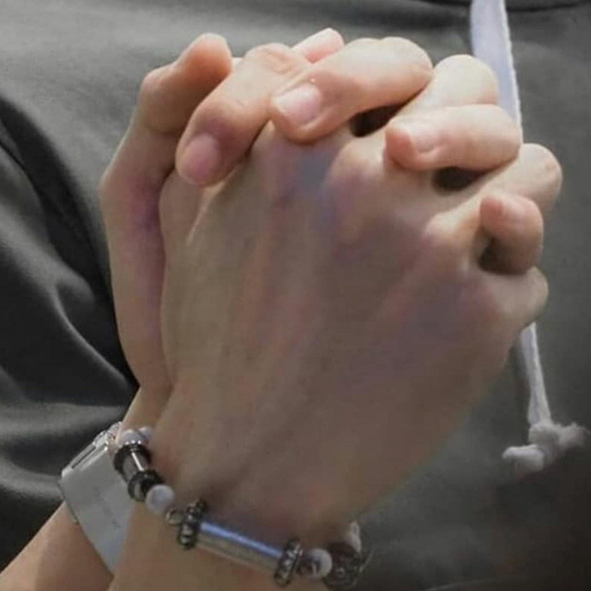 A thread of  #MewGulf holding hands Please feel free to add you favorite pictures as well   #MewGulf