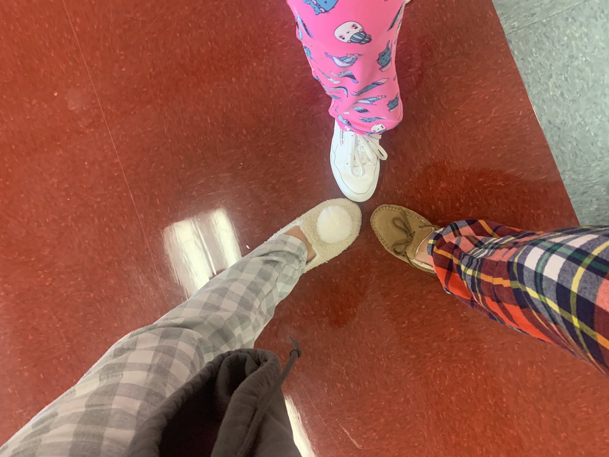 MMoodyHistory's tweet photo. Pjs to school? Don’t mind if we do! @LewisvilleHS @lhshstuco @LHSHarmon @CoachCartmill1 @MissABowser @MorenoLHSH @saiki_ms https://t.co/aV9ng92zfu