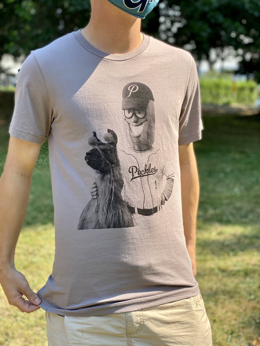 picklesbaseball's tweet photo. Rojo the Llama was one of Dillon's best friends. We found some of this exclusive merch from when we celebrated his retirement. Commemorate the GOAT of llamas with our Rojo X Dillon merch! #OnSaleNow #getpickled🥒🦙

Shop Here: https://t.co/RV4YtMgusE https://t.co/9Uh3Yev4fo