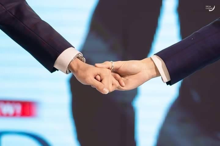 A thread of  #MewGulf holding hands Please feel free to add you favorite pictures as well   #MewGulf