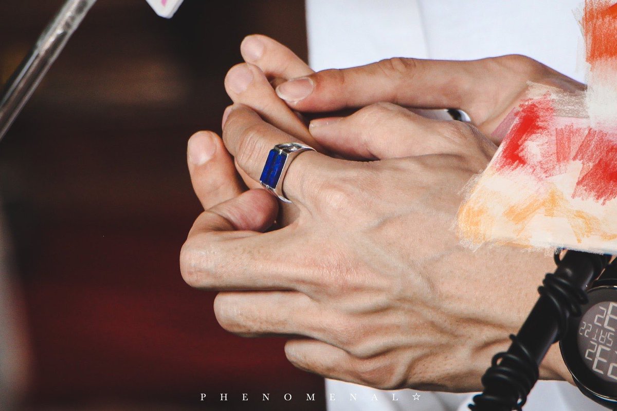 A thread of  #MewGulf holding hands Please feel free to add you favorite pictures as well   #MewGulf