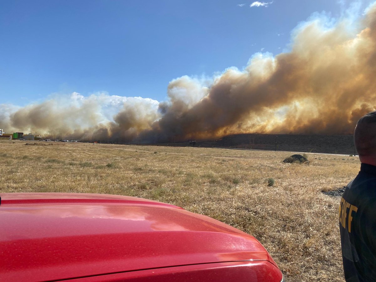 There are 30 large fires currently burning approximately 1.2 million acres in Oregon and Washington, reports <a href="/NWCCInfo/">Northwest Interagency Coordination Center</a> -- get the latest info 🔥➡ bit.ly/3m9BV9d