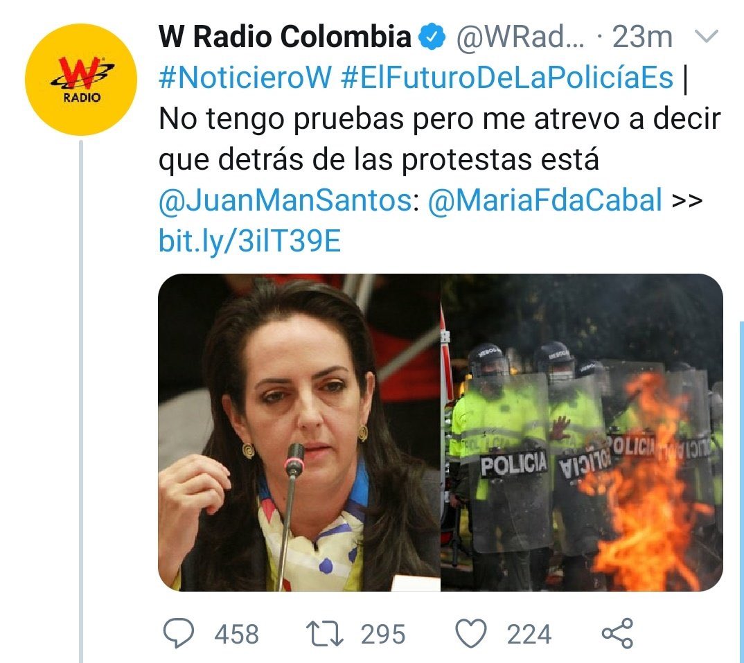 MeDicenWally's tweet photo. No tengo pruebas pero me atrevo a decir que a María Fernanda Cabal la dejaron caer cuando era una bebé. https://t.co/z2dHiDzUVT