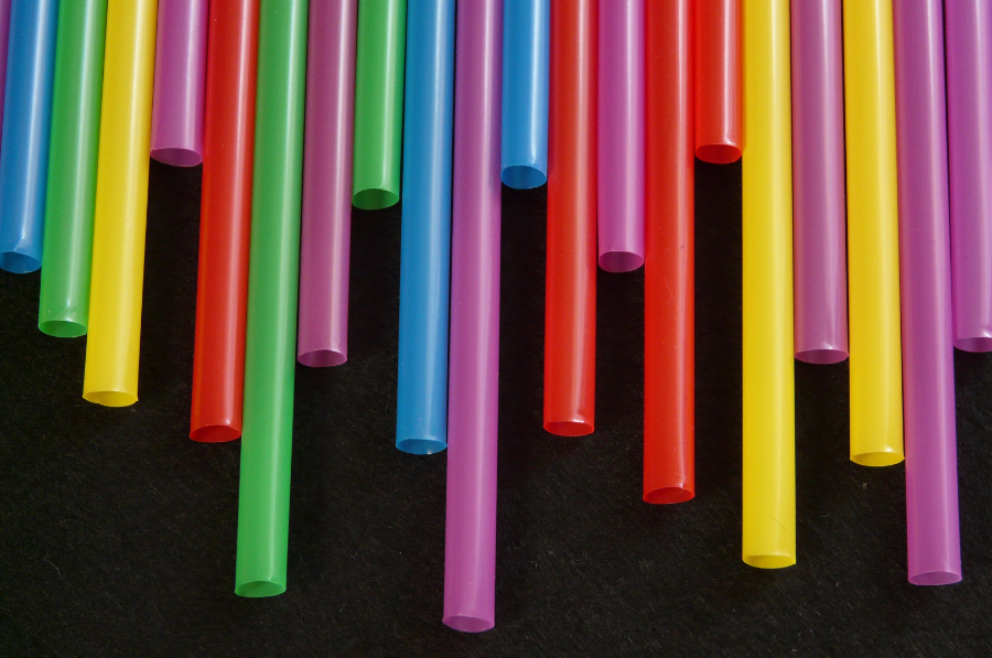 AtlasCopcoUSA's tweet photo. Plastic is everywhere you look, from the disposable coffee cup sitting on your desk to the plastic baggie holding your favorite midday snack. Discover how nitrogen gas plays a key role in powering the plastic industry's processes. https://t.co/FkSMKcgexS #TheCompressedAirBlog https://t.co/LgX3lmeRF9