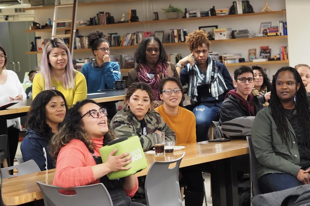 PDXWiIT's tweet photo. Join us with host @PixelSpoke on 9/30 for our BIPOC in Tech: Bridging the Generational Gap event. This is for BIPOC currently seeking employment or working in tech in the Portland area. This is an opportunity to dialogue &amp; network, virtually. Register now: https://t.co/U6nVwVeQO0 https://t.co/14J4lPwp5B