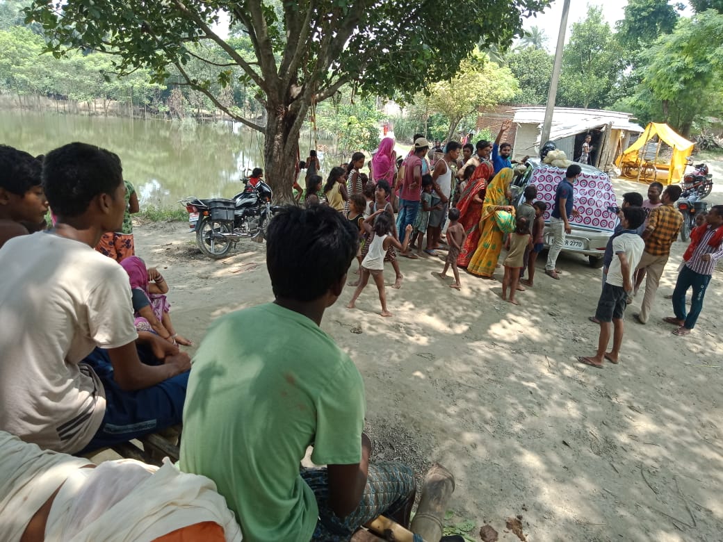 PushkarSinghInd's tweet photo. सोच बेहतर बिहार की
सोच हर जन के उद्धार की

@UtsangF की एक समीक्षात्मक बैठक की गयी जिसमे कोरोना काल में सरकार की विफलताओं के कारण किस प्रकार आम जनता,छात्रों एवं शिक्षकों को समस्याओं का सामना करना पड़ रहा है।अपने क्षेत्र में बाढ़ पीड़ितों के बारे में किये गए कार्य की समीक्षा की। 🙏 https://t.co/8sis1bqDdO