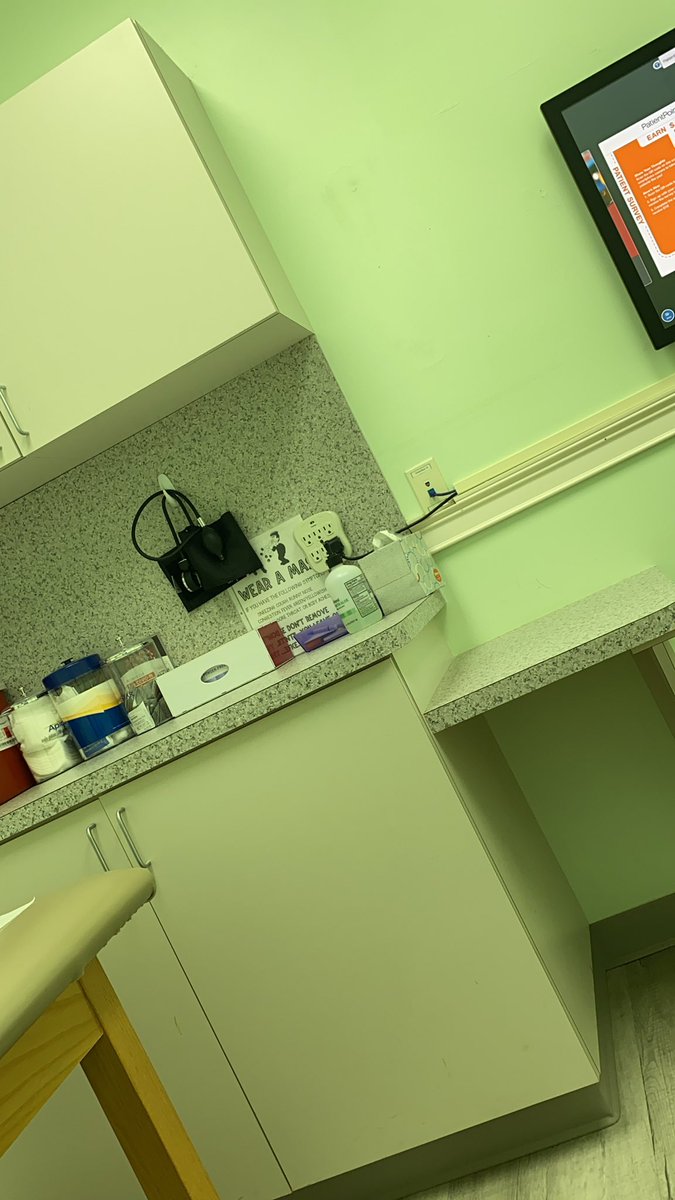 sltoni79's tweet photo. When I spend the last week on my feet the outcome is going to the doctors mid day for a possible blood clot in my leg ... no fun #donthavetimeforthis https://t.co/XpluD8KNri