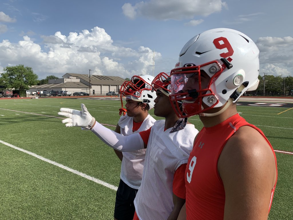 gus_s2x's tweet image. season 3 on the way ✅🤙🏽@FWC_CardinalFB @TXPrivateFBGuy @GrantDavis @_EliteProspects @_jamalmarshall @hbuckner27 @FWC_Cardinals