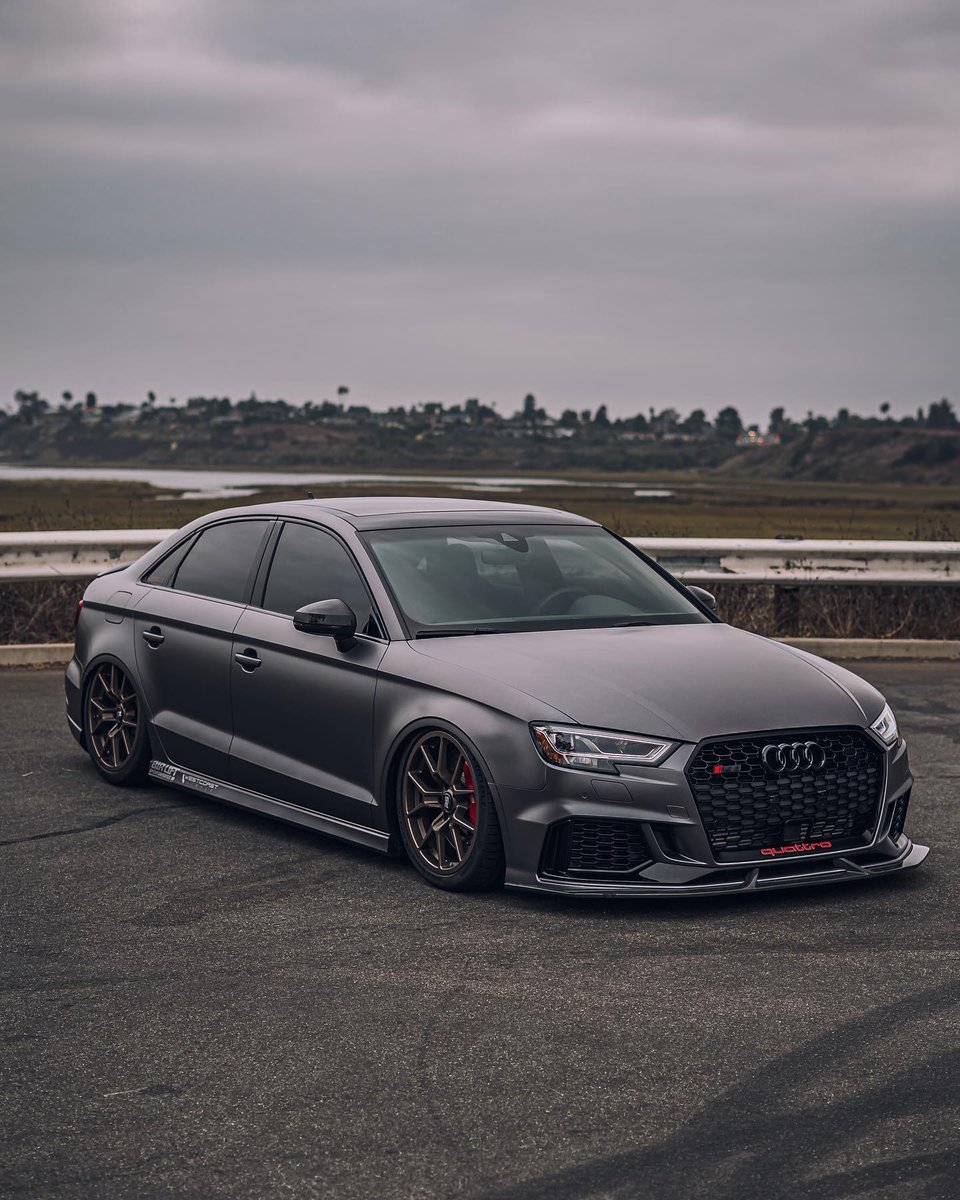 neuspeedaps's tweet image. Those ThuRSday views 😍 with @gooniganvlog featuring some #RSe10 in Bronze Satin!