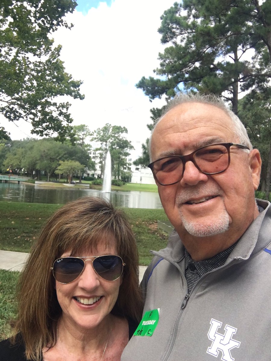 thedougkidd's tweet photo. Hey there, Prayer warriors. Much thanks for the well wishes from Tuesday’s kidney biopsy. Back to @MayoClinic today for the results. Even though we’re not perfect, we continue to be blessed. Another med tweet and all will be good. #KIDDneyStrong #DonateLife https://t.co/lLNUBqSHit