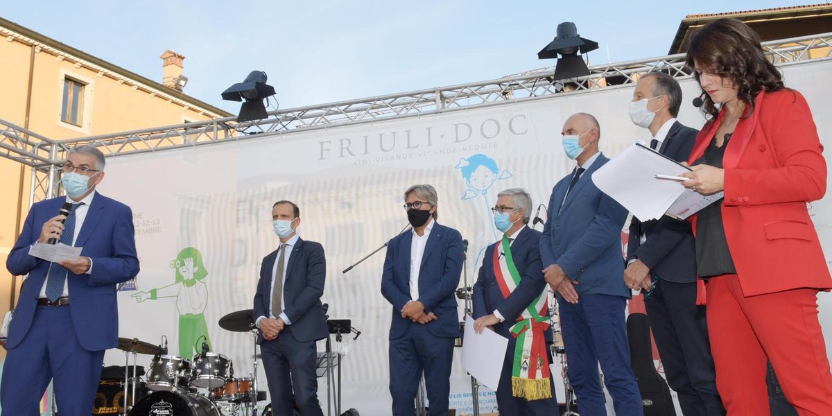 staff_M_Fedriga's tweet photo. 🎉😋 #FriuliDOC si parte!
Oggi a #Udine per l'inaugurazione in sicurezza della manifestazione che mette in vetrina il meglio dell'enogastronomia del #FriuliVeneziaGiulia.
Da visitare!

ℹ️ Per accedere è consigliabile scaricare l'app #Eilo📲 #FriuliDoc26 #FriuliDoc2020 https://t.co/tskVufH0QE