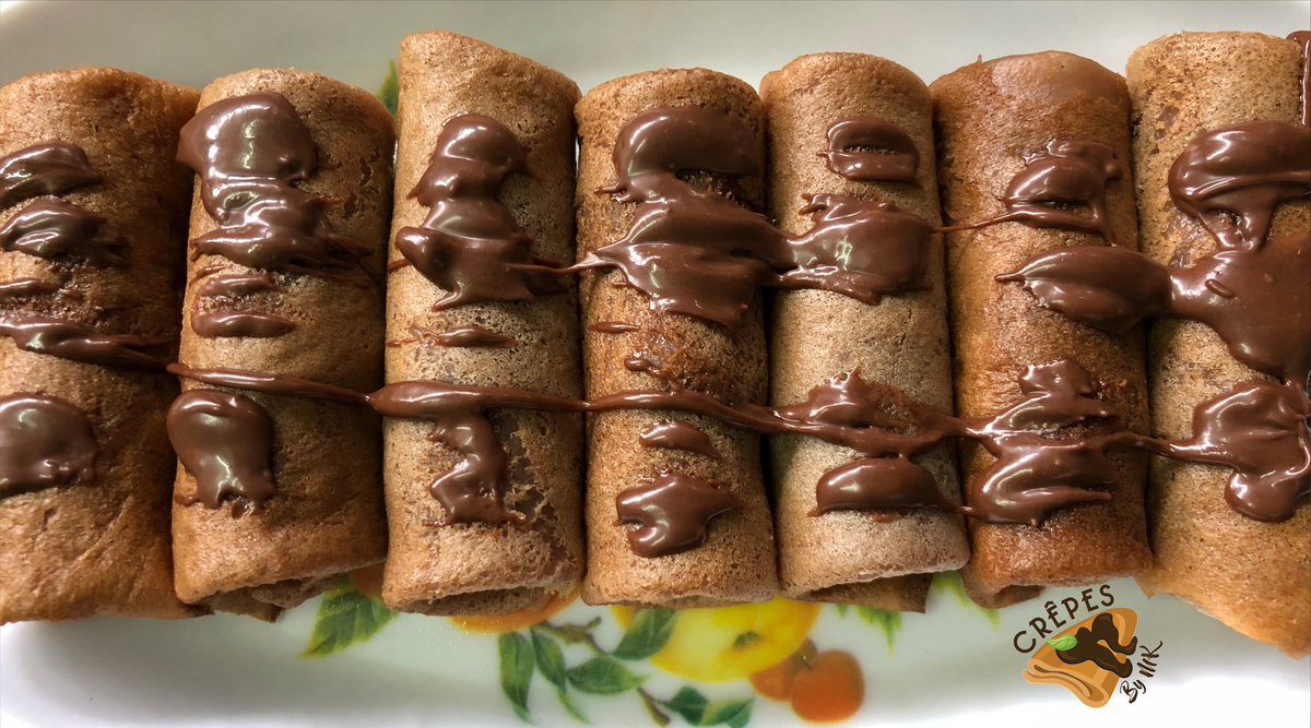 crepesby_MK's tweet photo. Hello les MK’moureux
Dites, vous êtes plus crêpes natures, au chocolat ou double choco?
#crêpes
#chocolat
#gourmandise
#byMK
😋😋😋😋😋 https://t.co/caUWHDKRJN