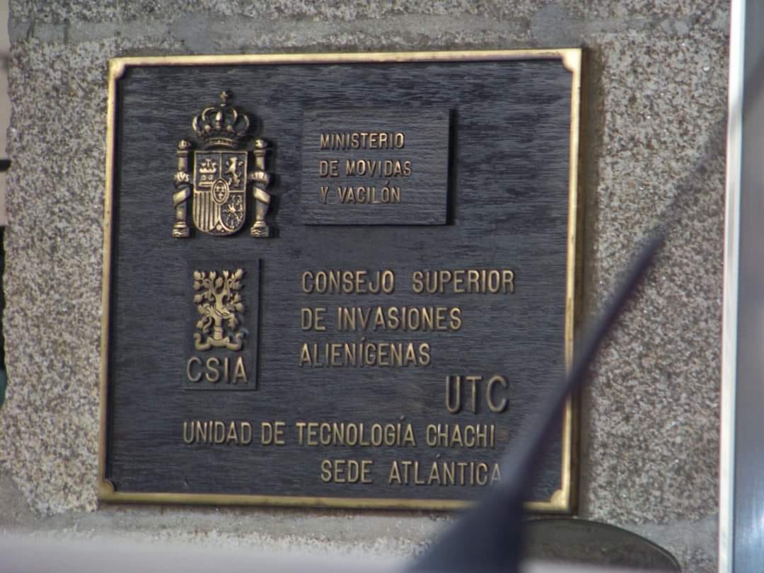 carlosleiro's tweet photo. Nueva sede en #Vigo del #ministerio de #movidas y #vacilon     #Ovni #UFO #alienigena https://t.co/RZwcCpDYFi