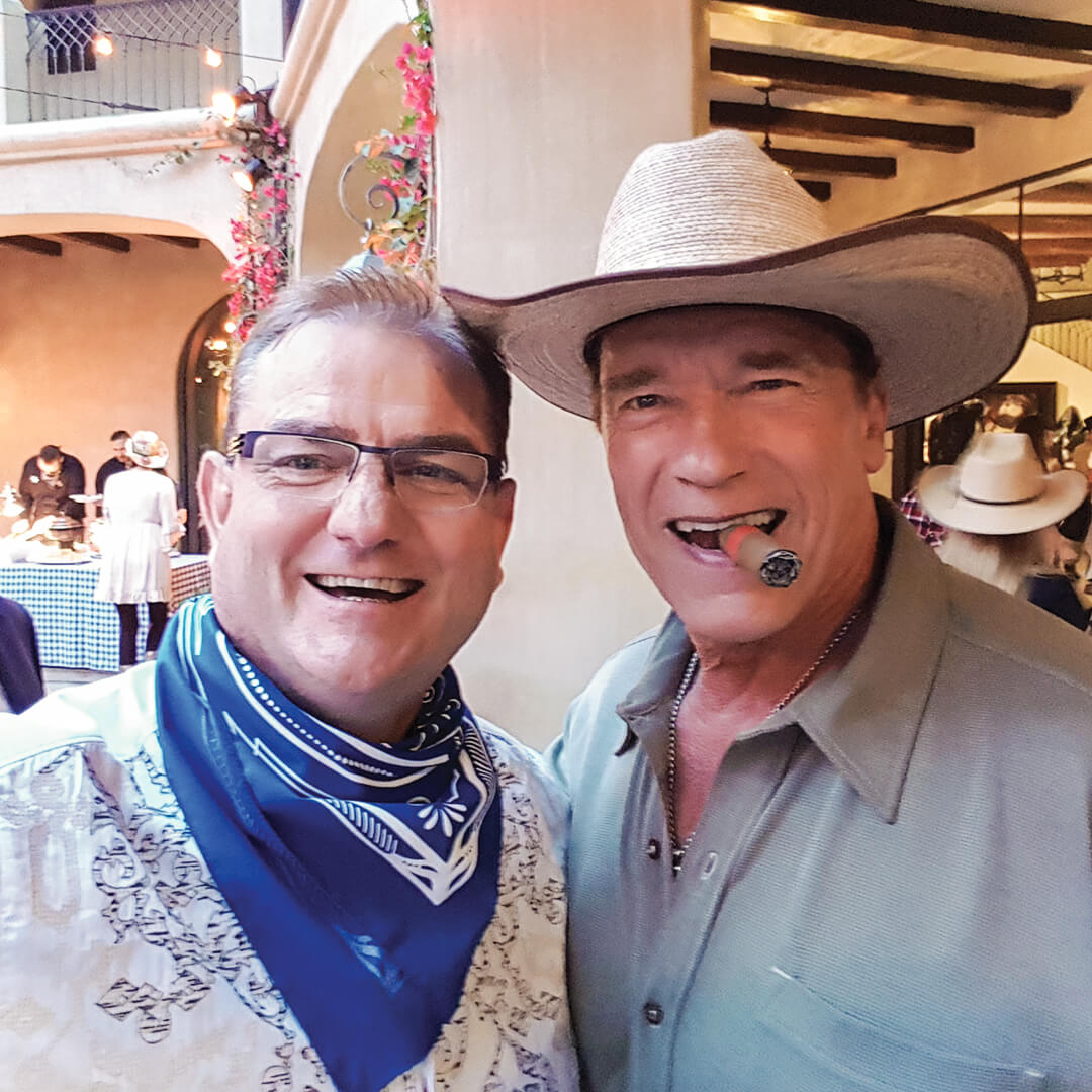 I'm so fortunate to meet many interesting people in my line of work; even celebrities, both local and world renowned. Here's a throwback to the time I met Arnold Schwarzenegger at a hoedown!
•
#ThrowbackThursday #TBT #MakeYourMark #Arnie #Schwarzenegger #Governator #ColinSprake