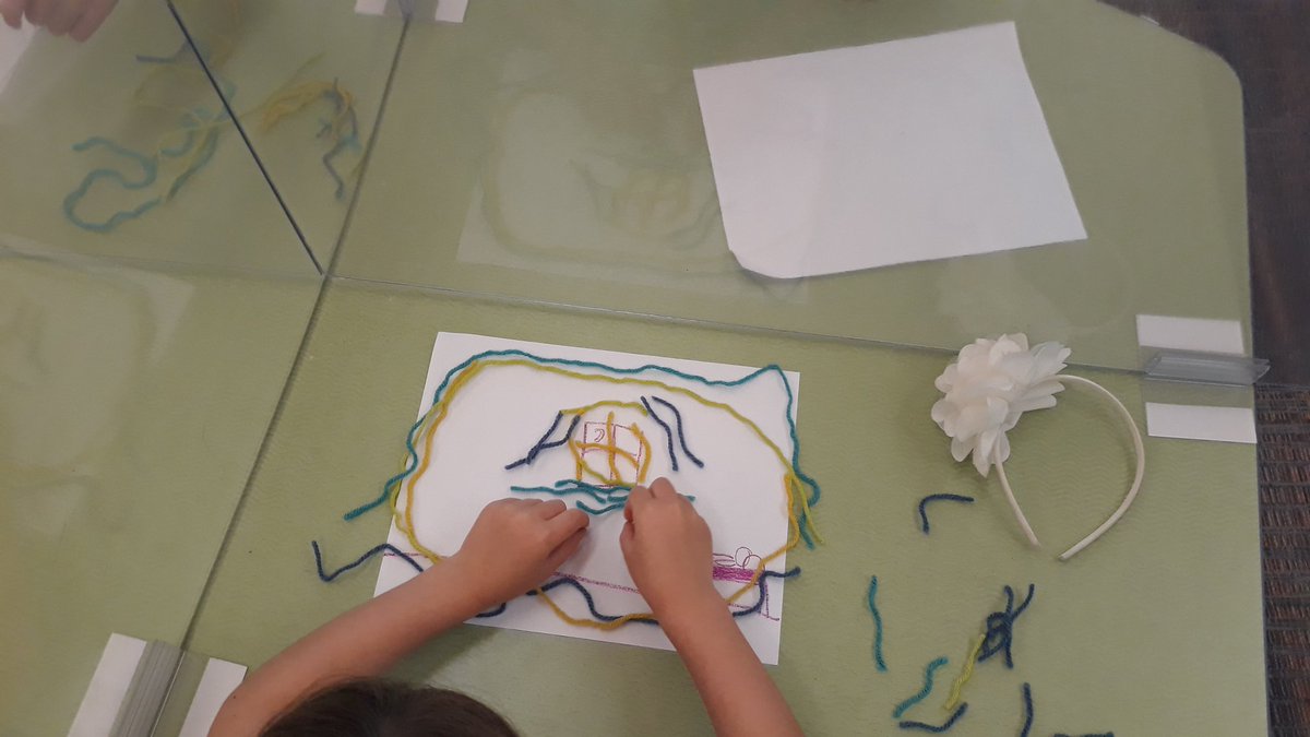 krisloche_sc's tweet image. More MakerSpace fun in Kindergarten!
#angeloakes #steamactivity