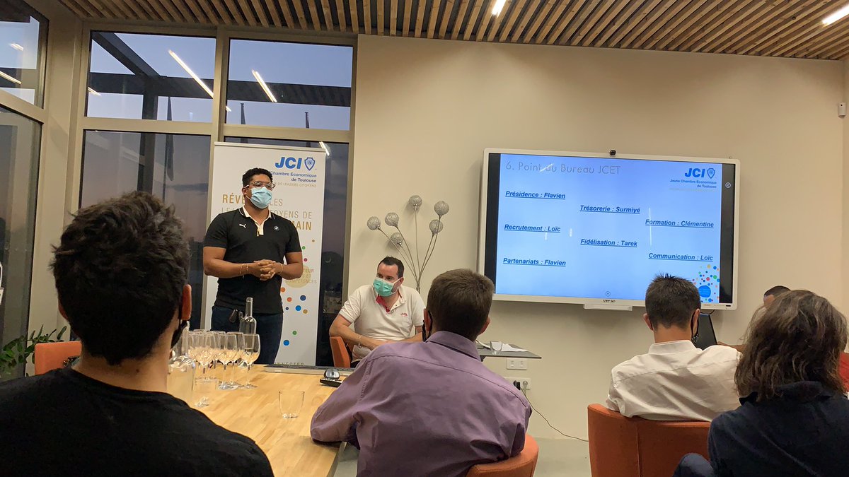 Peu à peu la vie « normale » reprend son cours, protégée par des masques. Ce soir AG de la <a href="/JCEToulouse/">JCE Toulouse</a> dont @Grdf est partenaire et partage les valeurs <a href="/FlavienBrail/">Brail Flavien</a> <a href="/gmabsolut/">Guillaume MALE</a>