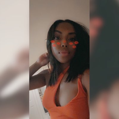 yllena_j's tweet photo. #NewProfilePic https://t.co/eliMOZaY0T