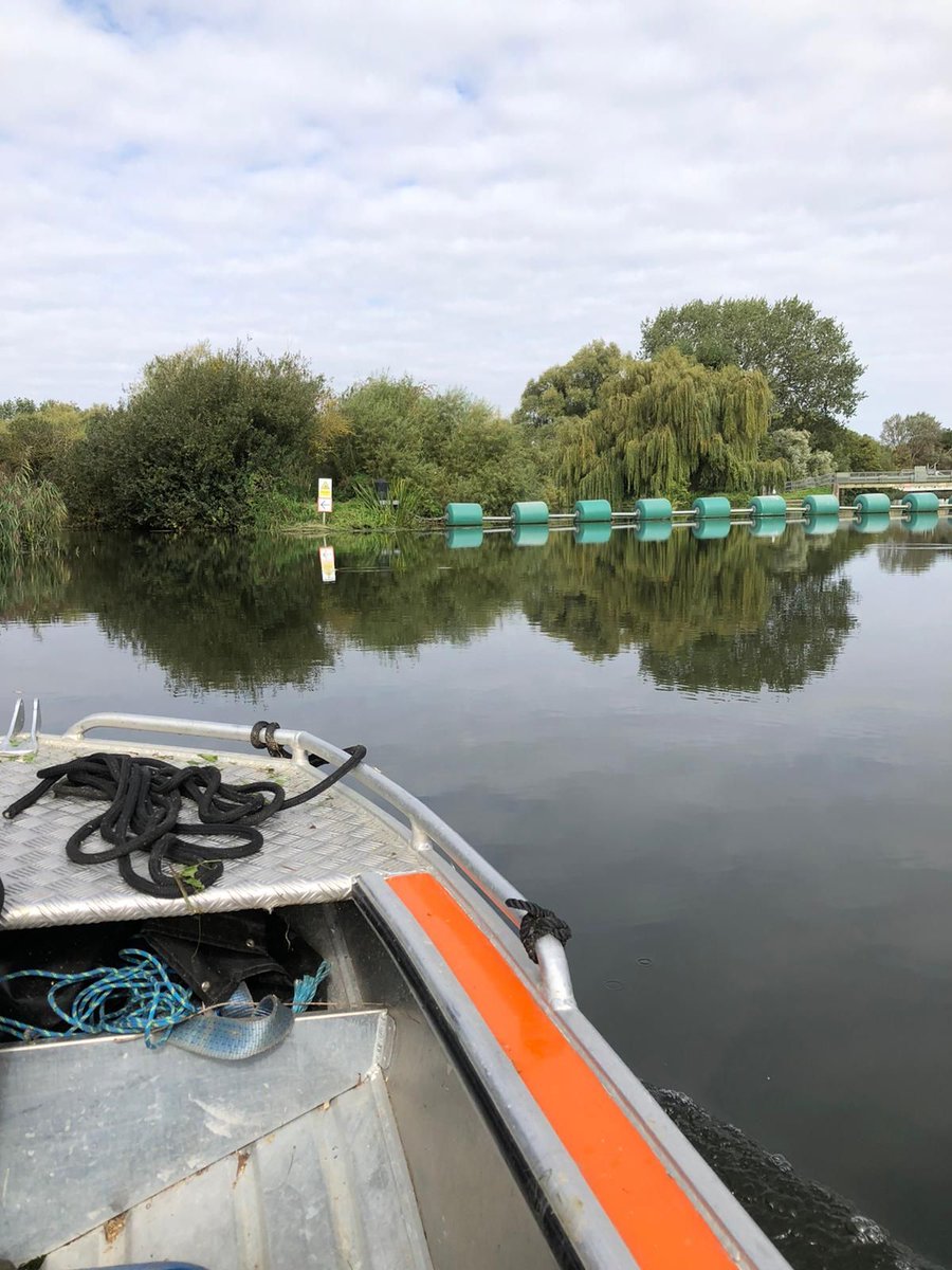 Ang_WaterwaysEA's tweet photo. Some atmospheric &amp; early morning photos on the #RiverGreatOuse, an @EnvAgencyAnglia #navigation &amp; #waterway.  These were taken by our #WaterwaysWorkforce out keeping the #navigation clear &amp; ensuring in river signage covered over by vegetation was cleared &amp; more readily visible. https://t.co/8RMiABHKIb