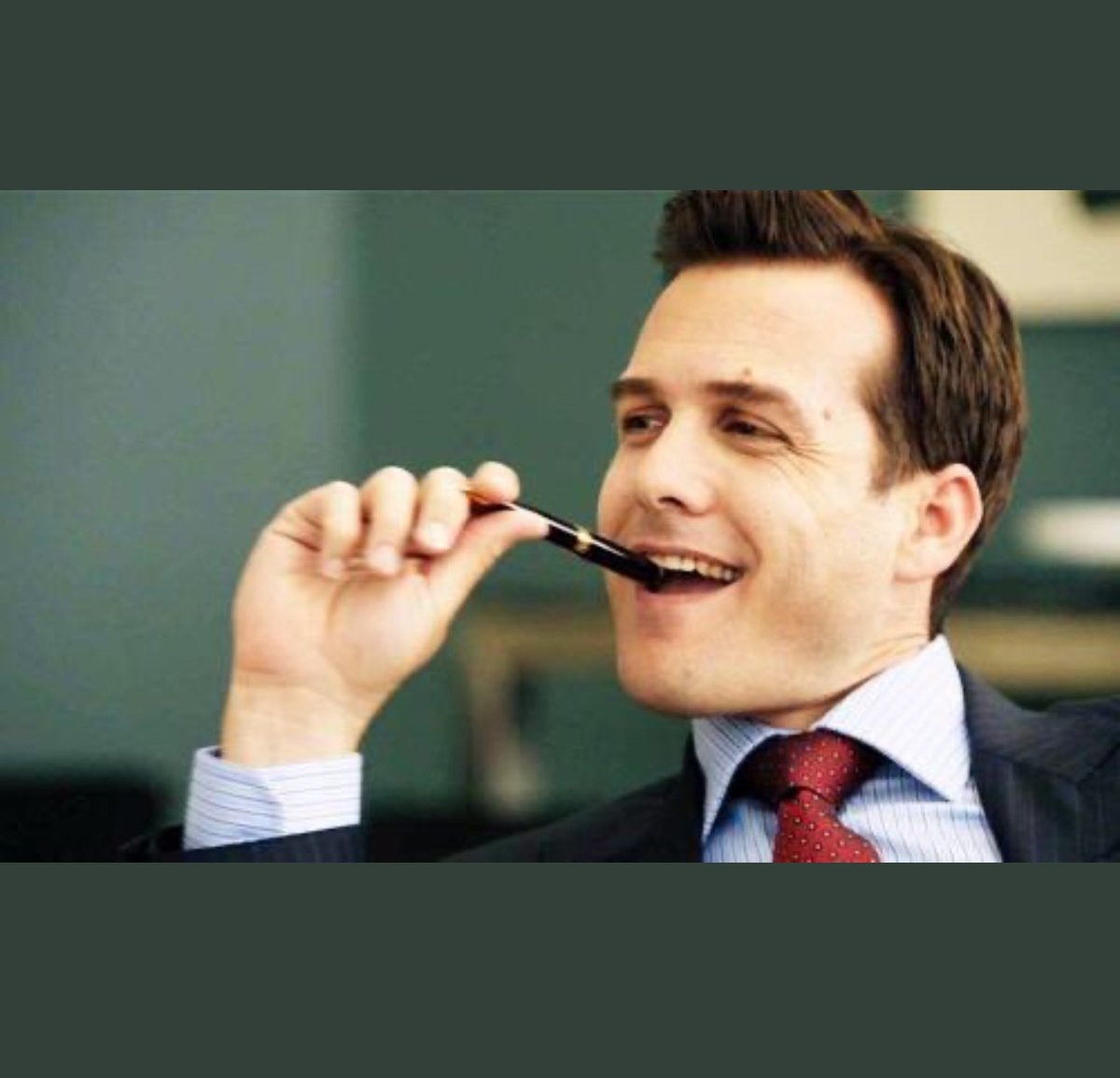 Instablog4's tweet photo. JUST IN: The Queen @Symply_Tacha hosted HUT PEOPLE to a buffet after allowing them to suffer malnutrition for a while.
All hail the King of Content... Her royal Graciousness...The Makamba 1 of the brekete kingdom🔱🔱
#TachaFrustrateThem https://t.co/I1KOXrmlUw