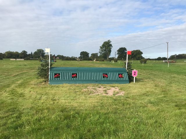 CrossCountryapp's tweet photo. #WestWiltsHT maps available with opt.time confirmed and beautifully dressed fences. View online or download to the App for minute markers. Remember the BE Protocol, ride well and enjoy #ridewithXCApp #eventinglive @BEventing @BEVolunteers @ERAofGB @TwittaEventing https://t.co/O7G8NfYY4E