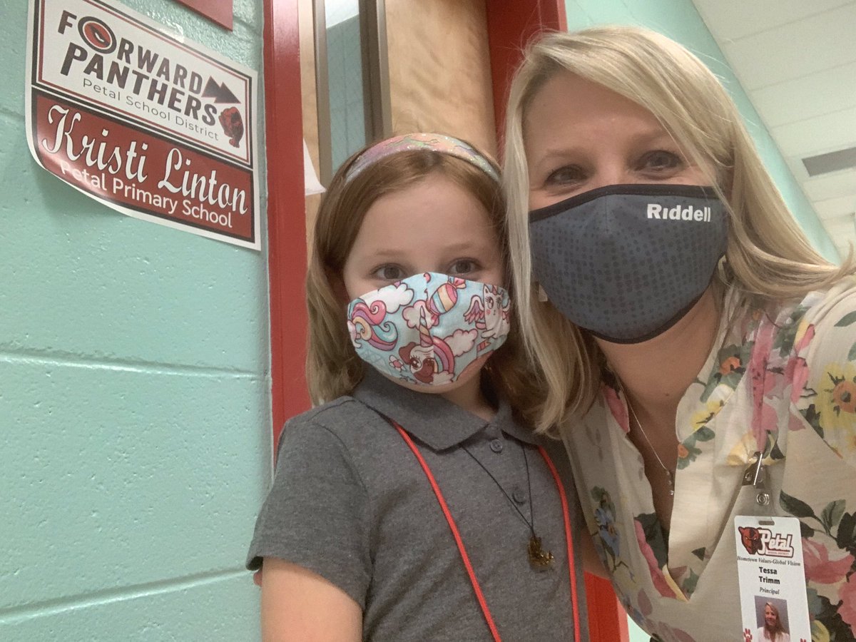 primary_petal's tweet photo. Mia gave up her swing when another student did not have one. #goodnewscalloftheday #RiseAsOne #forwardpanthers https://t.co/nScydPBcMq