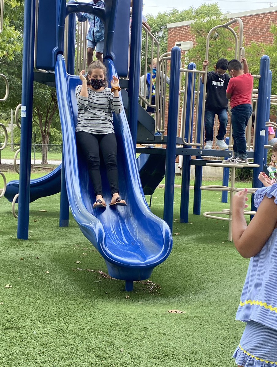 Audrey Robertson tweet media