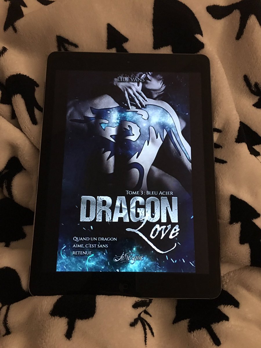 ninilectrice's tweet photo. #NewLecture #ServicePresse
J’ai commencé « Dragon love tome 3 : Bleu acier » de Lil Evans chez @LivresqueFR
J’en suis au début mais merdouillette je suis déjà fan.
#LilEvans #DragonLove #LivresqueEditions #SP #SimplementPro #BleuAcier
https://t.co/GIzr6LxqnP https://t.co/NBfLW1ZnBb