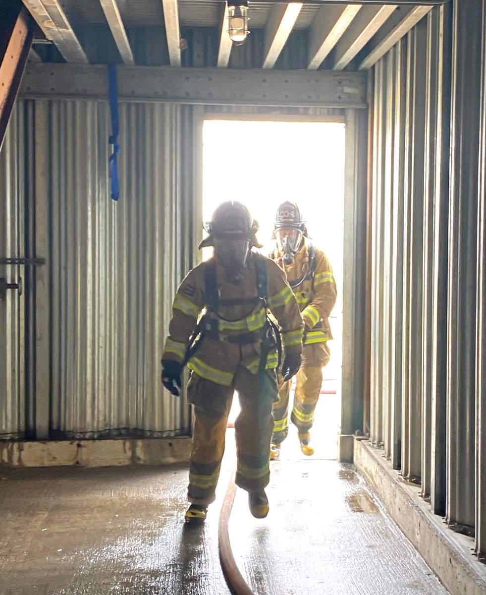 ButlerTech's tweet photo. Firefighting Technology seniors participated in a live burn exercise today in the Butler Tech fire tower teaching these high school students how to think clearly and act calmly under the stress of an emergency when lives are at stake and every second counts. #transforminglives https://t.co/ihWSVxqkmF