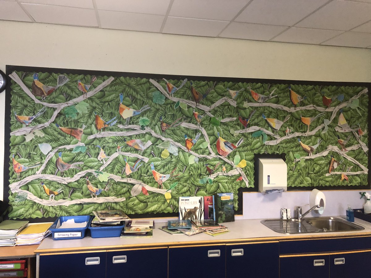 BellsquarryPS's tweet photo. Having been inspired whilst reading ‘Danny the Champion of the World’ by Roald Dahl, P4 created fantastic pheasants! They considered line, shape, colour and pattern. #dannythechampionoftheworld #pheasants #thevisualelements https://t.co/FV86Fgitth