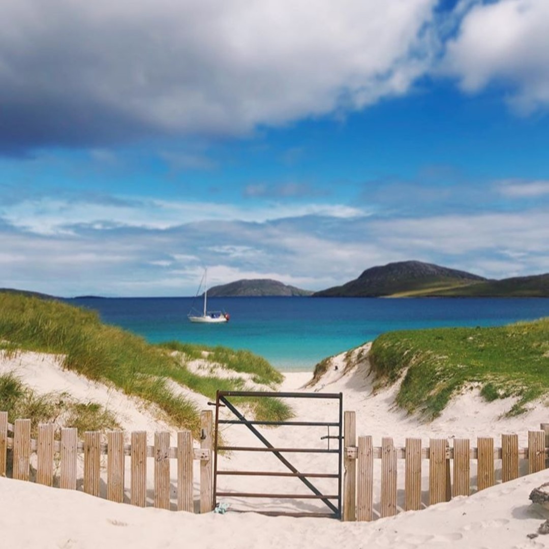 The Outer Hebrides just looks like paradise on a beautiful sunny day! 

📷- @little.scottish.one 

#OuterHebrides #Scotland #VisitOuterHebrides #LoveGreatBritian #VisitScotland #hiddenscotland #scotlandisnow  #scottishhighlands #highlands #hikingscotland