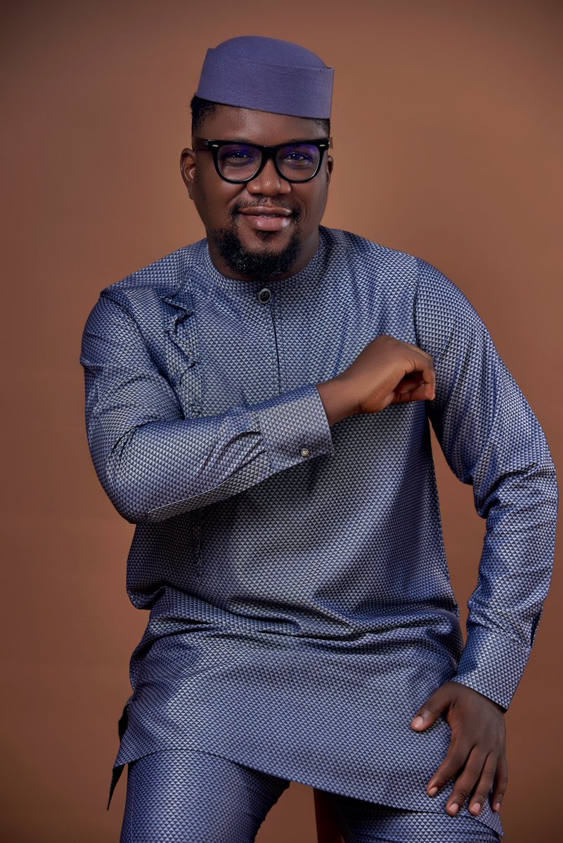 Kofi_Bartels's tweet photo. Heard of Zena?

Zena is a world class clothing brand based in Port Harcourt, Nigeria. 

Glad to be wearing an outfit made by Zena, perfectly cut &amp; made-to-fit using latest fashion tech. 

Call them ☎️ on 07086535988

Or visit 25 Ohaeto Street, D-Line, PH (behind Eastern Garden). https://t.co/XwJeGYMYQa