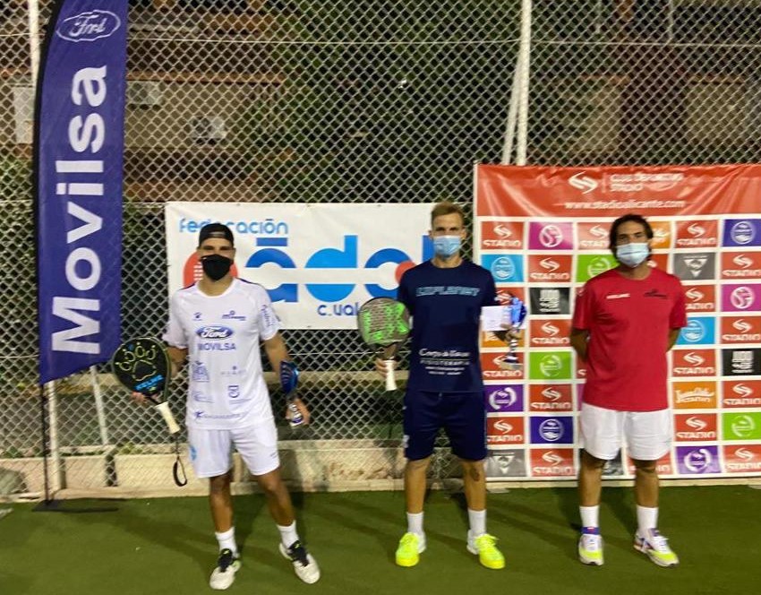 📢Terminado el 1⃣8⃣⭐️Torneo Ford🚗<a href="/movilsa/">Ford Movilsa</a>
  
🏆<a href="/javitingOFICIAL/">javier palasí lozano</a> <a href="/mariocerezo/">◄-Mario Cerezo-</a>
✏️6 /4 - 6/2
❌<a href="/NachoGonzlez/">Nacho González</a> @manumolines

👉Todas las categorías bit.ly/Stadio18

#alcbepadel #somospadelcv 
<a href="/PadelCV/">Federación de Pádel de la Comunitat Valenciana</a> <a href="/Stadiopadelclub/">STadio Padel Club</a>