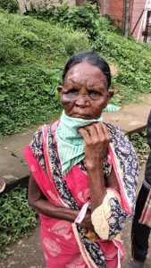 _lumenlife's tweet photo. Christians attacked in #India, then threatened arrest for โdisturbing the peaceโ and drawing unwanted attention. #Persecution #IndiaPersecution https://t.co/xy9a12doTZ https://t.co/cShRThqZQc